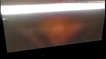 Усатый мужик подбил молодых девок к ретро групповухе